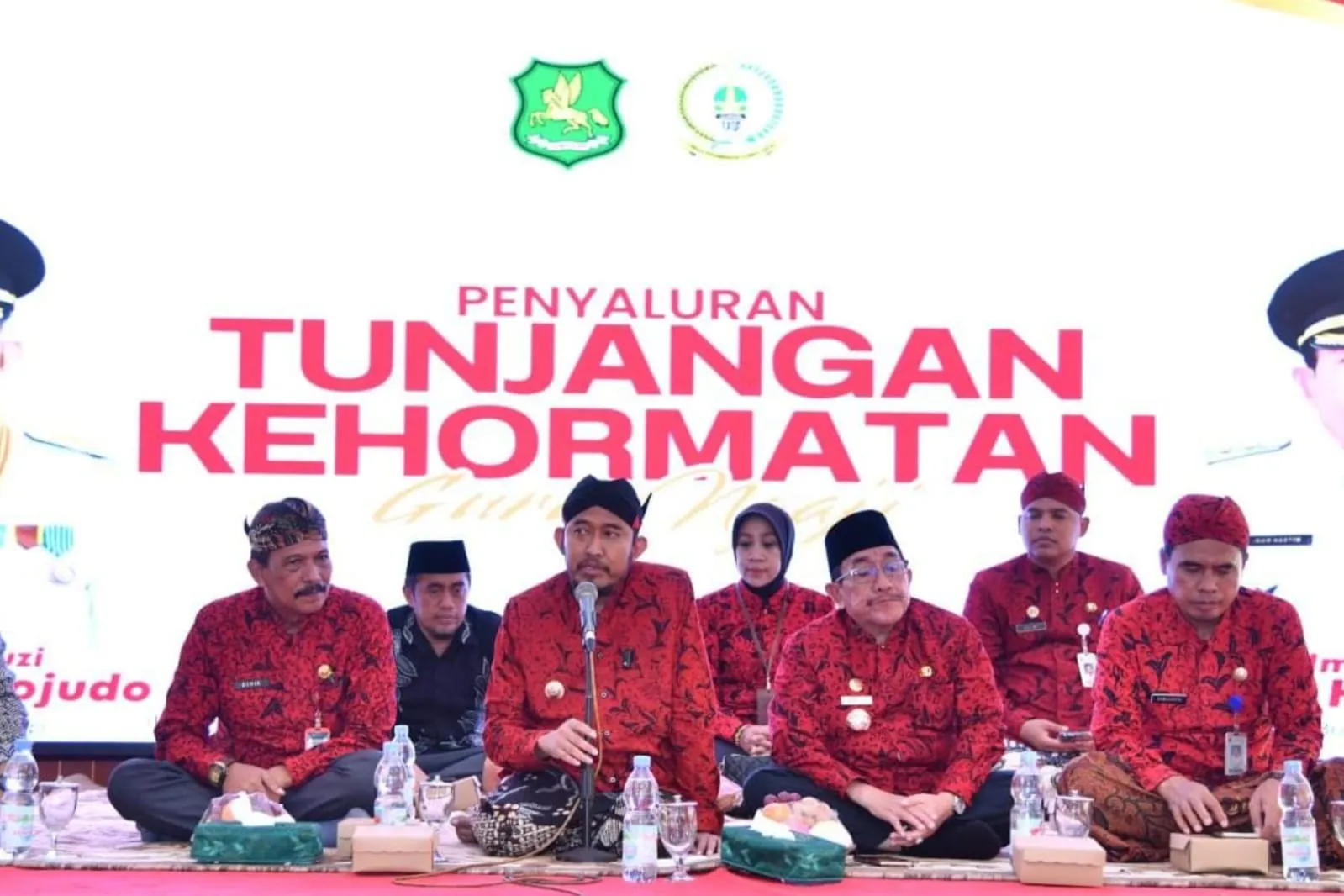 Perhatian untuk Pahlawan Akhlak, Pemkab Sumenep Salurkan Tunjangan Kehormatan bagi 1.225 Guru Ngaji (Ilustrasi)