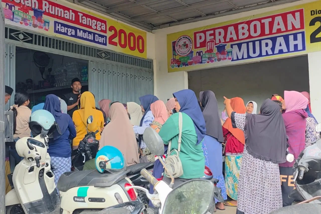 Dorong Daya Beli Masyarakat, MAB Group dan Haswal Group Buka Istana Perabot Murah Harga Mulai 2000 (Ilustrasi)