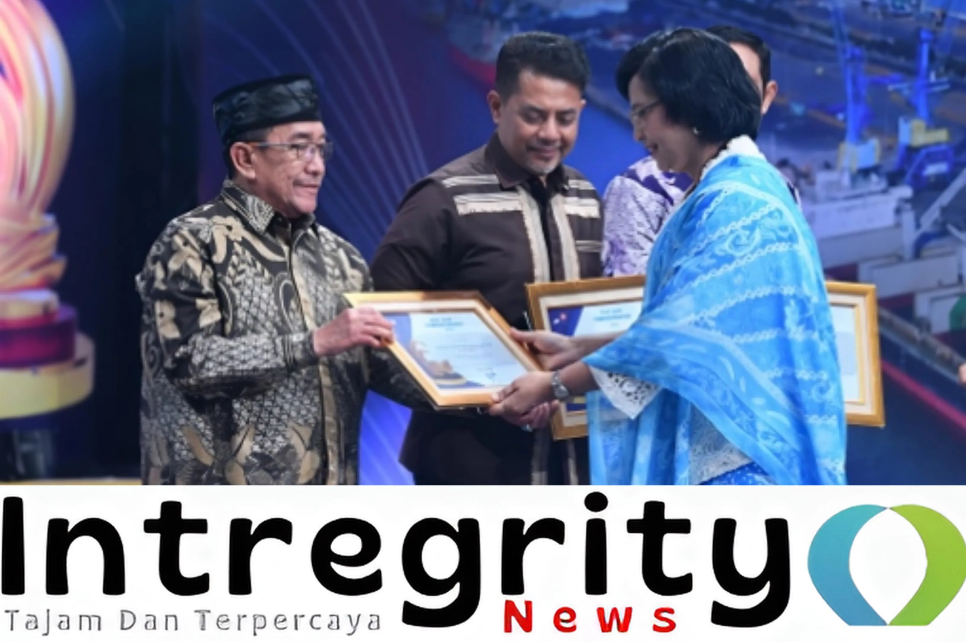 Bupati Sumenep Raih Penghargaan Pendorong Kebijakan Transportasi Laut di East Java Maritime Awards 2026 (Ilustrasi)